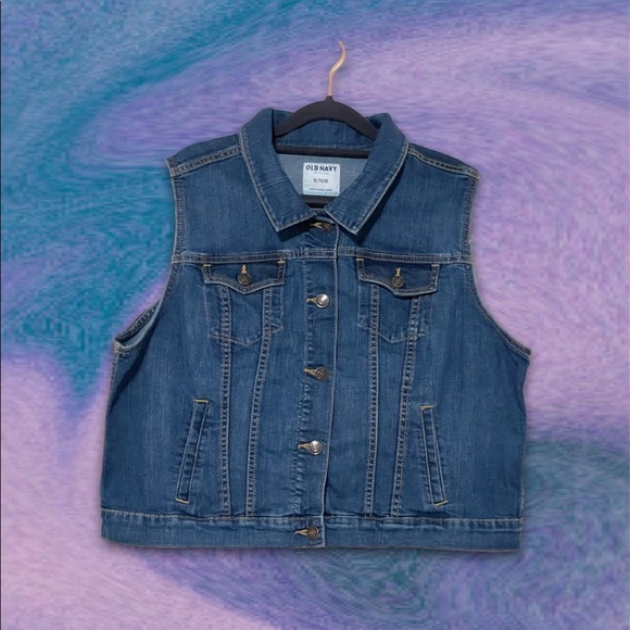 ♥︎ Old Navy Jean Vest ♥︎ - Picture 2 of 5